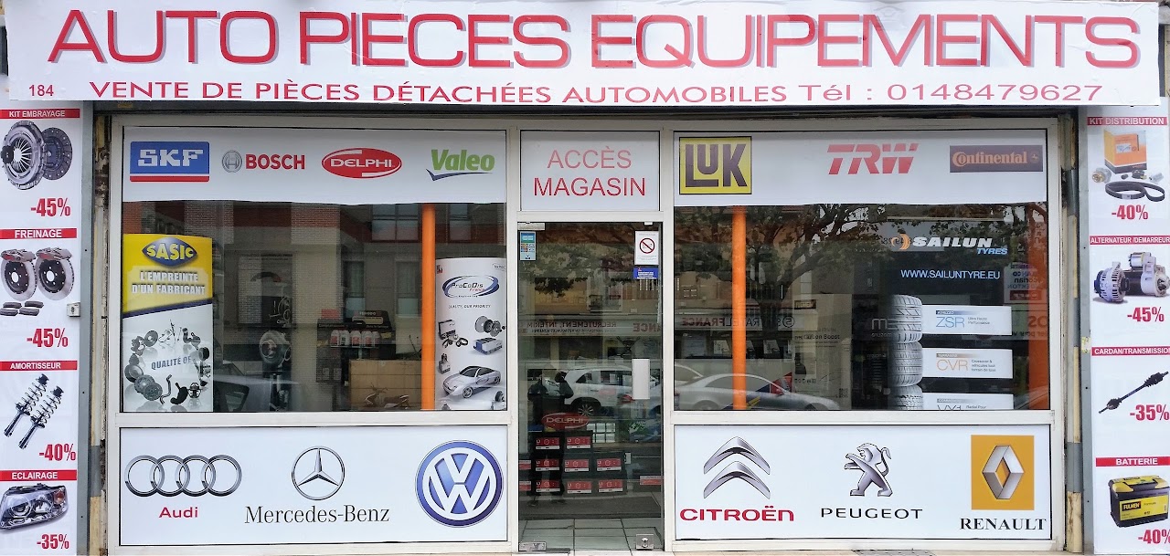Façade et entrée du magasin Auto Pièces Équipements, au 184 avenue Aristide Briand